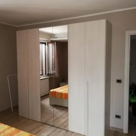 4 Camera Con Cucina Vicino Centro Citta Parcheggio Gratis * Πάρμα