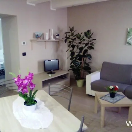 4 Camera Con Cucina Vicino Centro Citta Parcheggio Gratis Διαμέρισμα *
