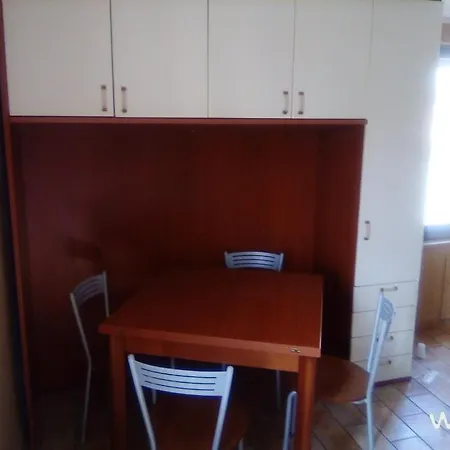 4 Camera Con Cucina Vicino Centro Citta Parcheggio Gratis Διαμέρισμα