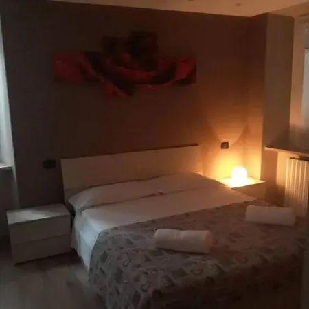 4 Camera Con Cucina Vicino Centro Citta Parcheggio Gratis
