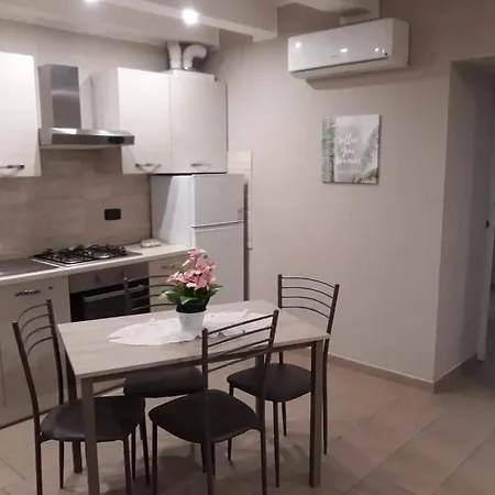 4 Camera Con Cucina Vicino Centro Citta Parcheggio Gratis * Πάρμα