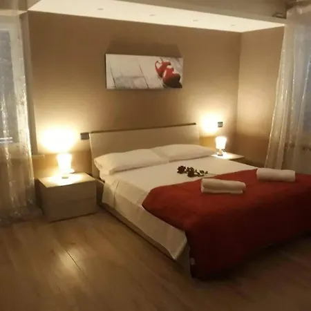 4 Camera Con Cucina Vicino Centro Citta Parcheggio Gratis