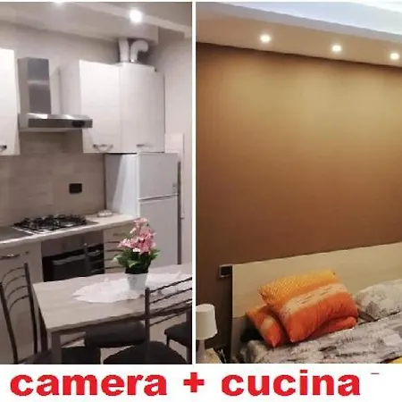 4 Camera Con Cucina Vicino Centro Citta Parcheggio Gratis Διαμέρισμα
